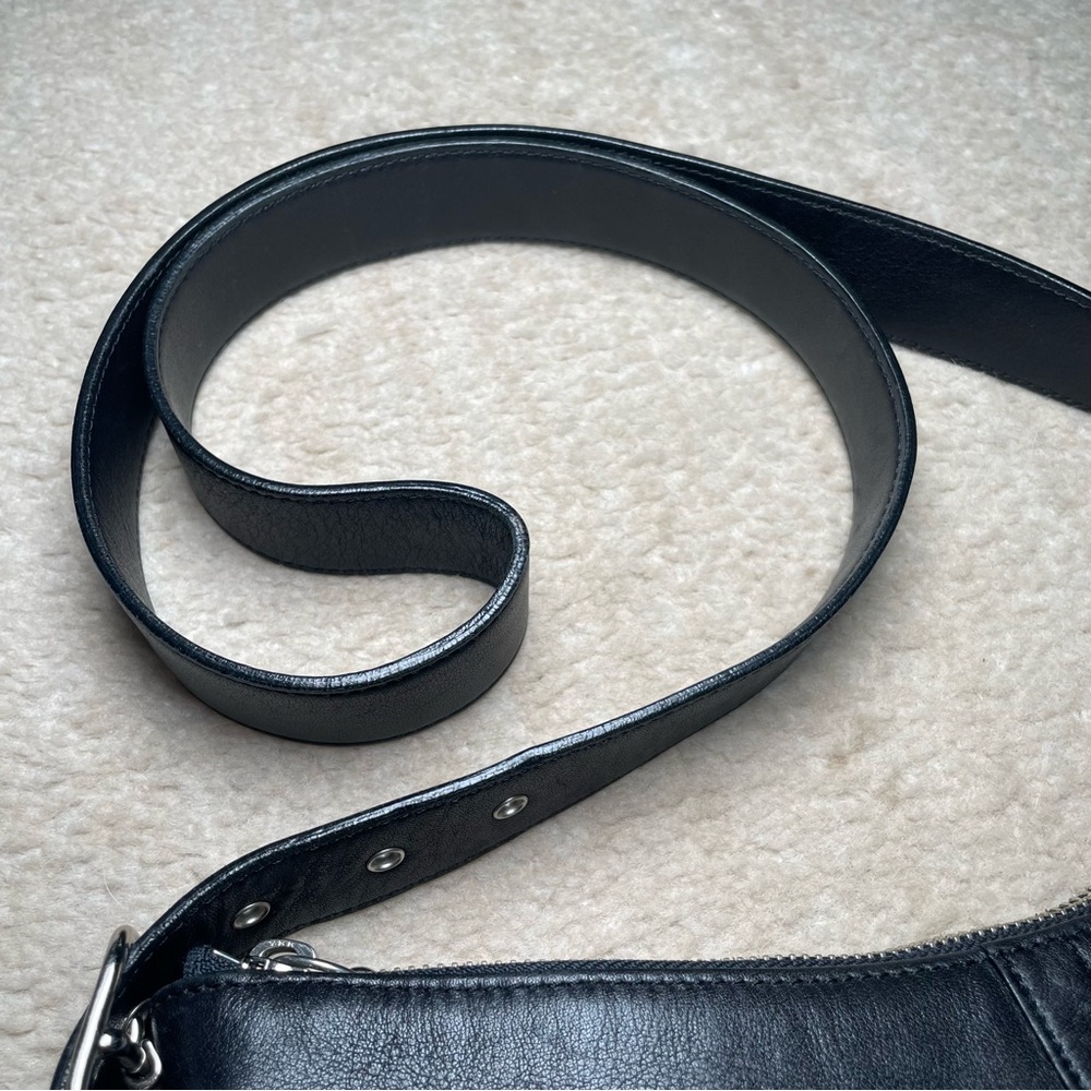 Coach Slim Duffle 9326 in Black - Picture 4 of 13